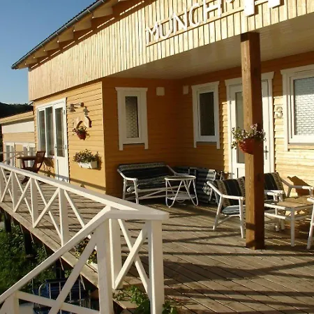 Hotel Munchs 3*
