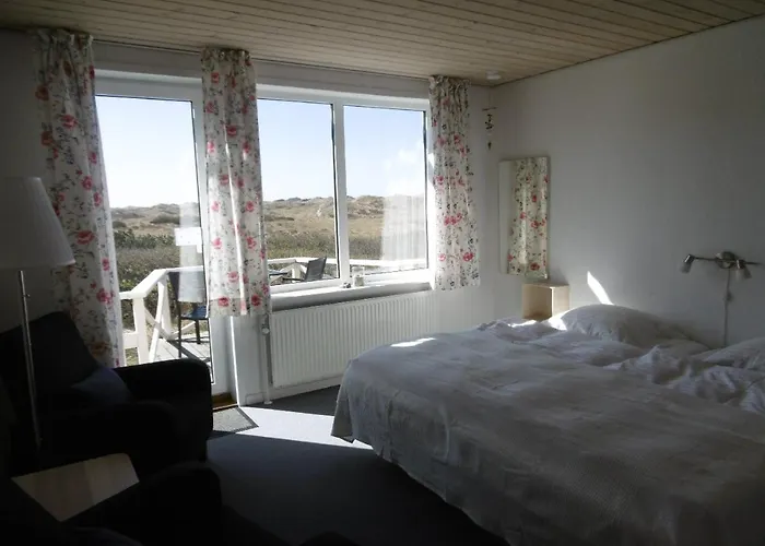 Otel Munchs 3*